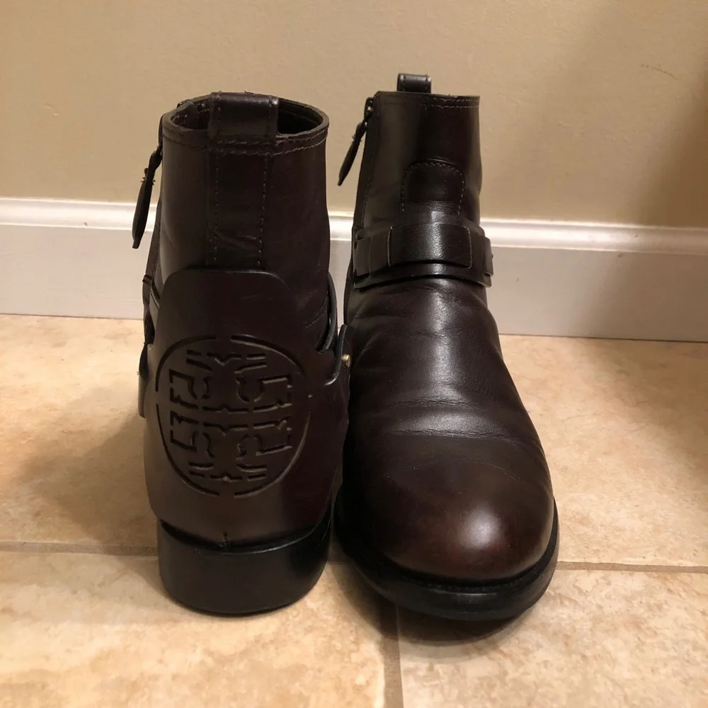 Tory Burch derby flat boots